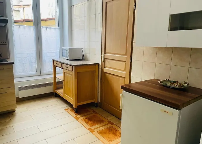 Apartament Du Village Nancy