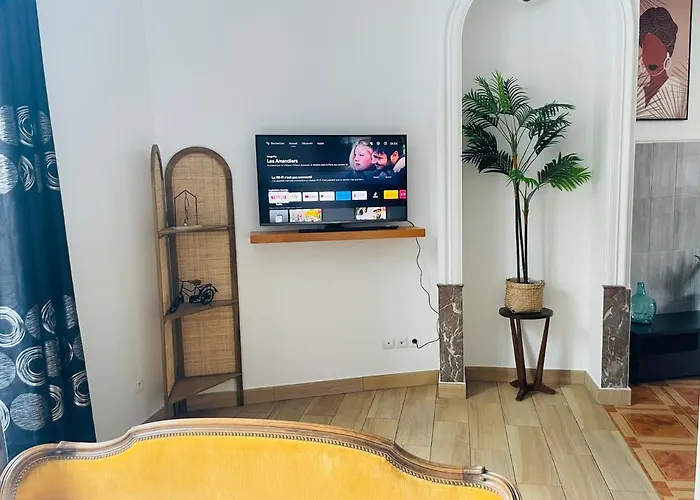 Du Village Νανσύ